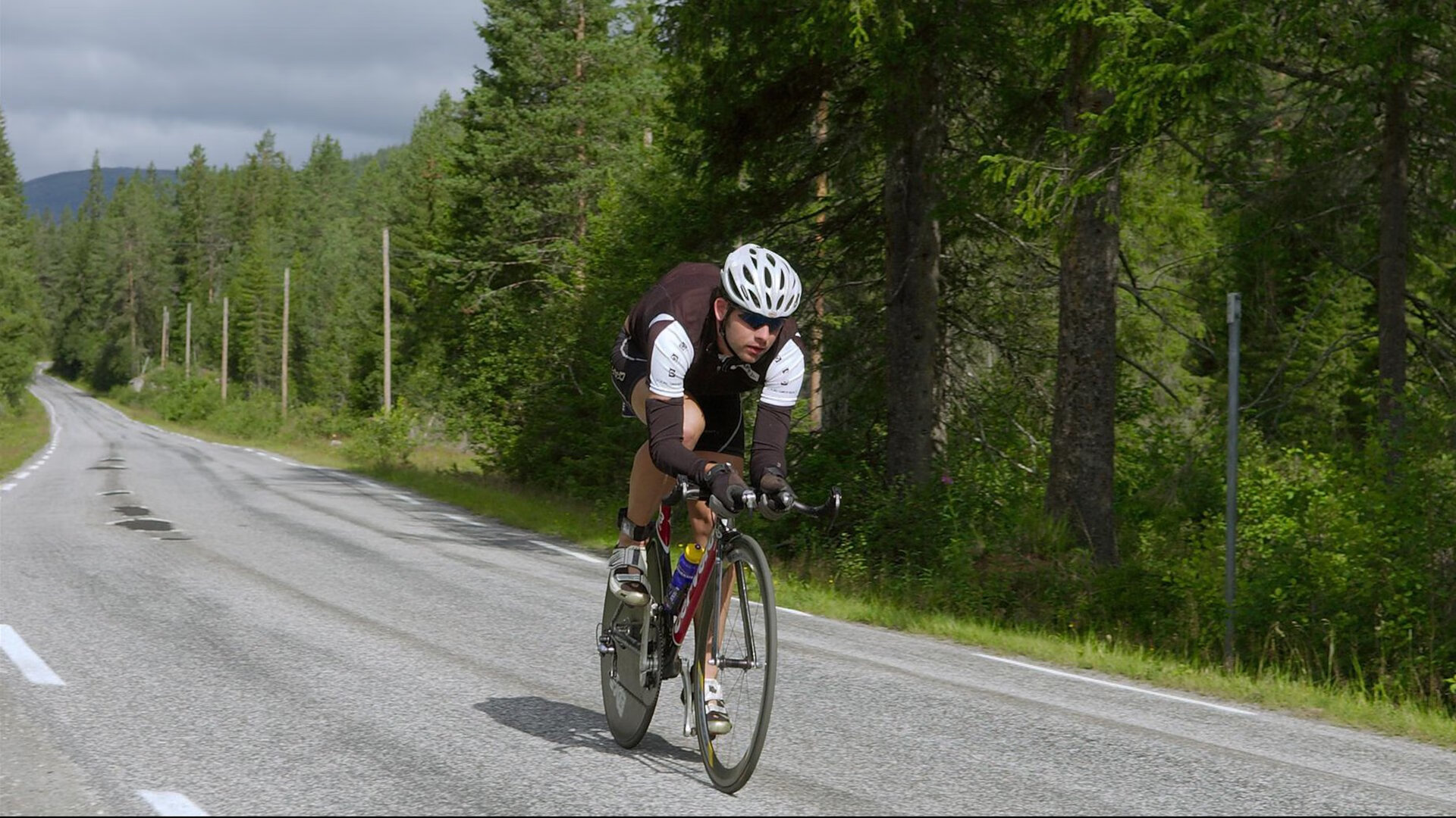中国男篮的未来属于奋斗者，浅谈中国男篮的现状与未来